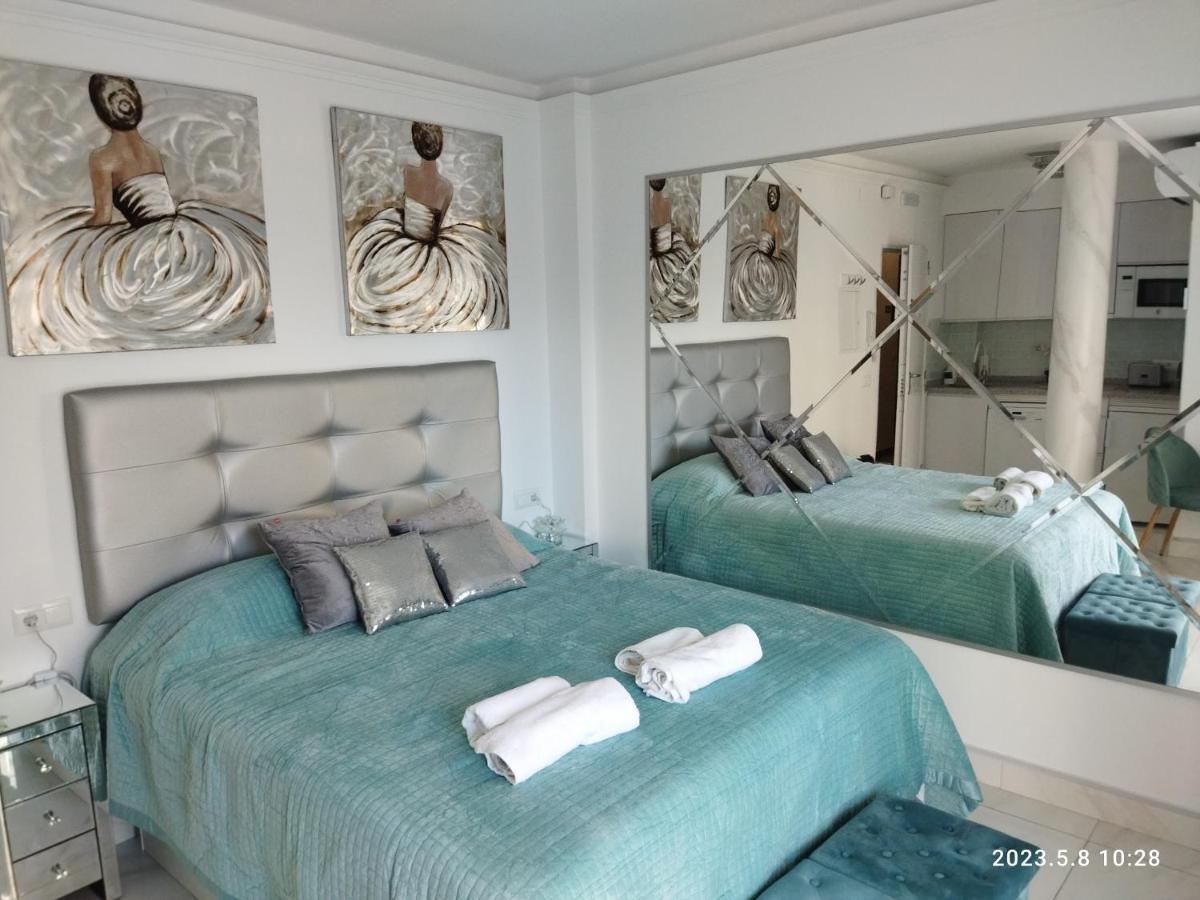 Silver Horizon Luxury Apartment Нерха Екстер'єр фото
