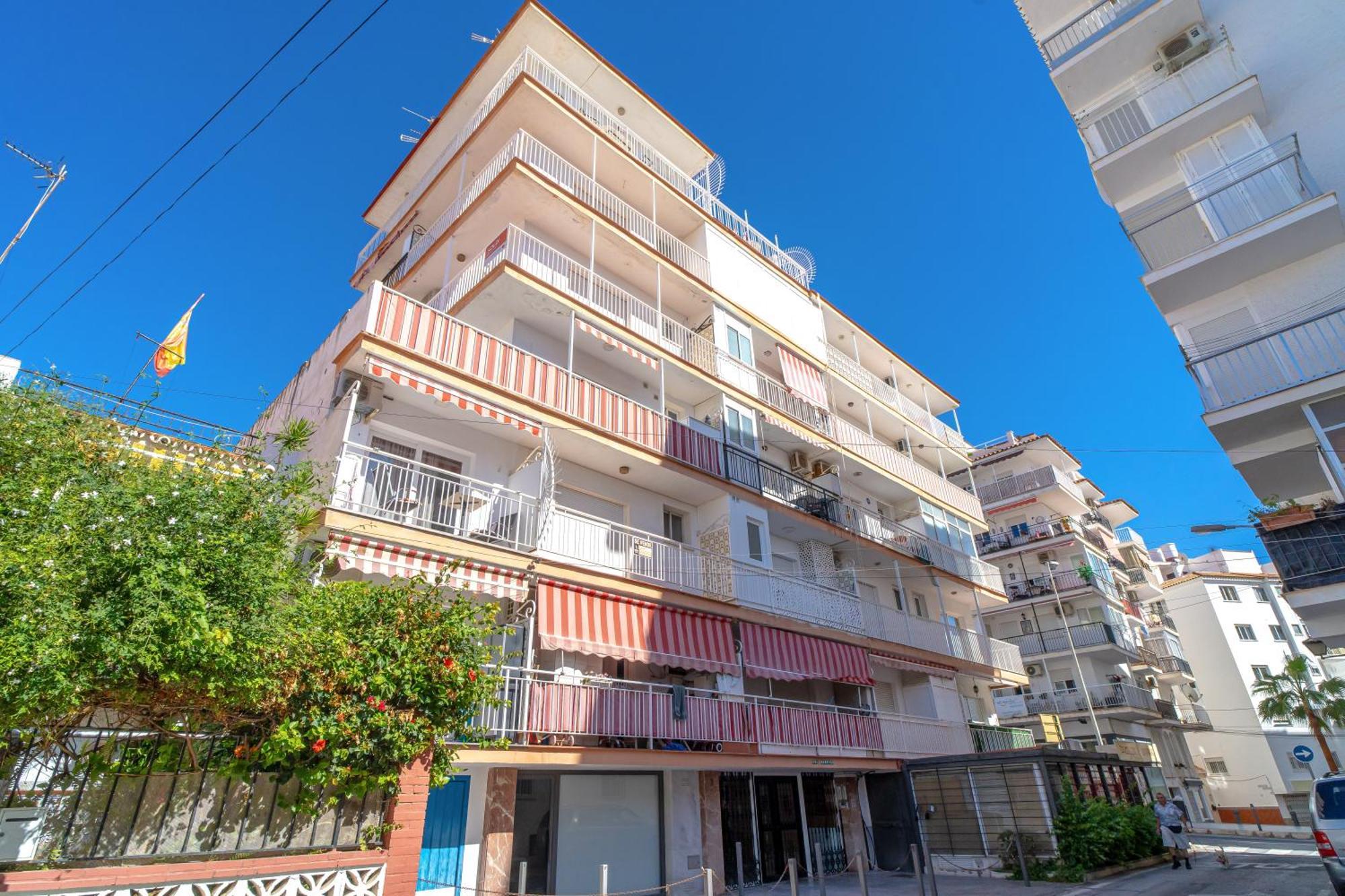 Silver Horizon Luxury Apartment Нерха Екстер'єр фото