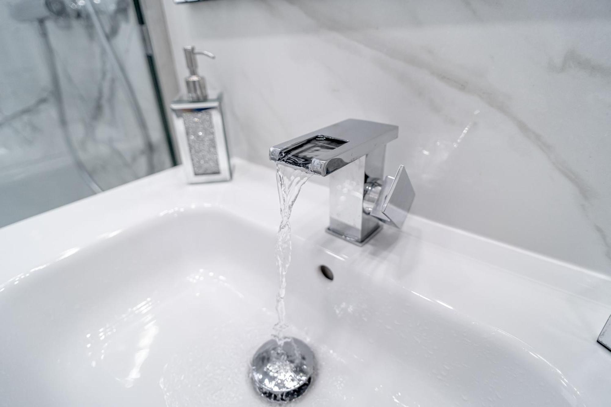 Silver Horizon Luxury Apartment Нерха Екстер'єр фото