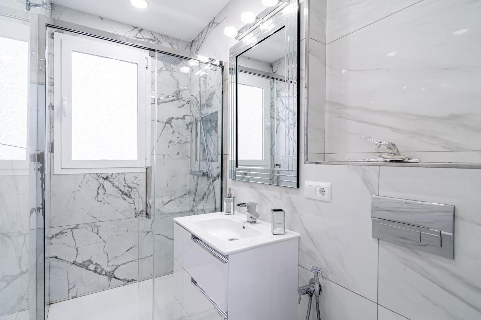 Silver Horizon Luxury Apartment Нерха Екстер'єр фото