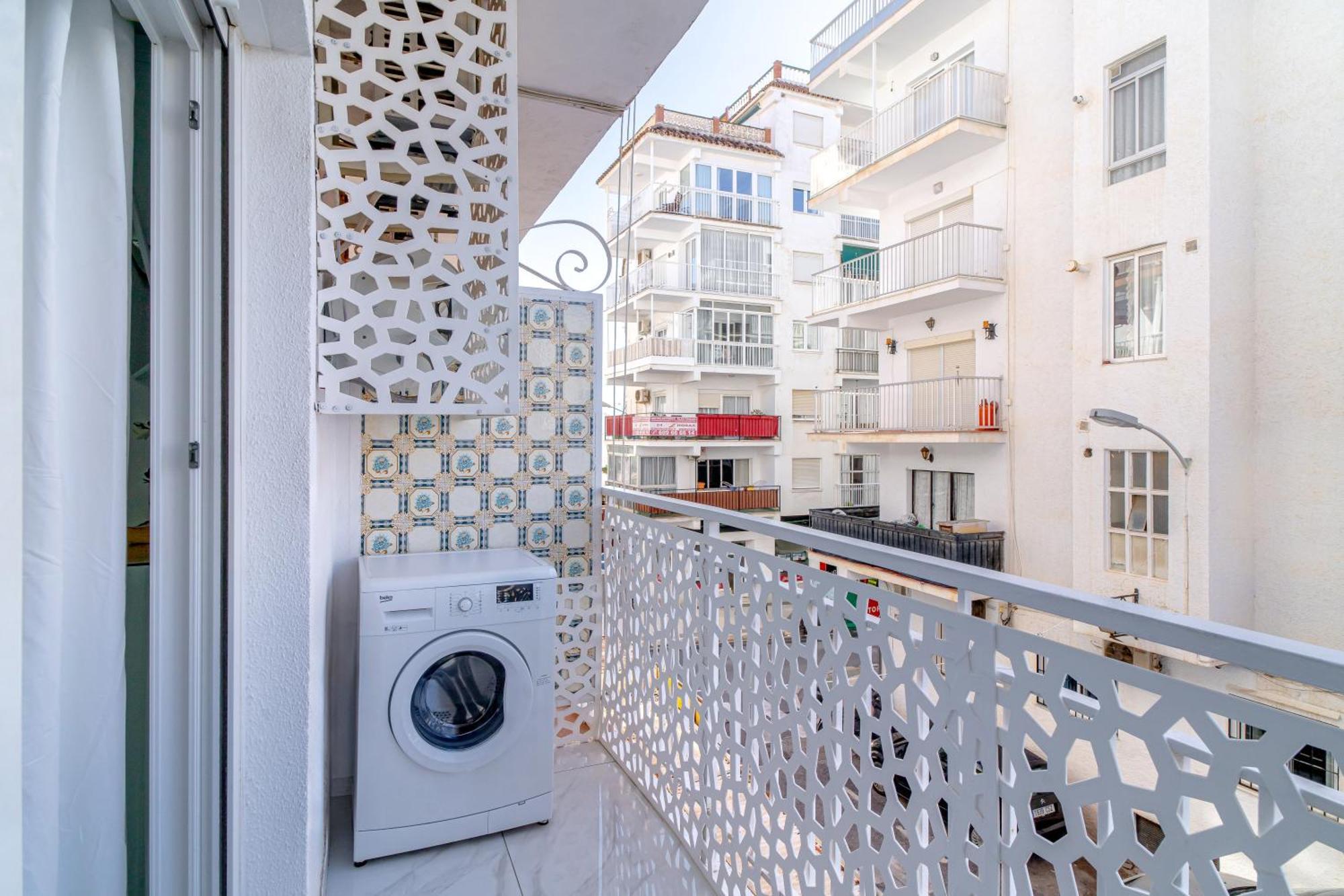 Silver Horizon Luxury Apartment Нерха Екстер'єр фото